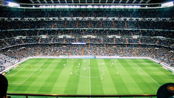 欧冠淘汰赛拜仁慕尼黑对阵巴黎圣日耳曼精彩对决